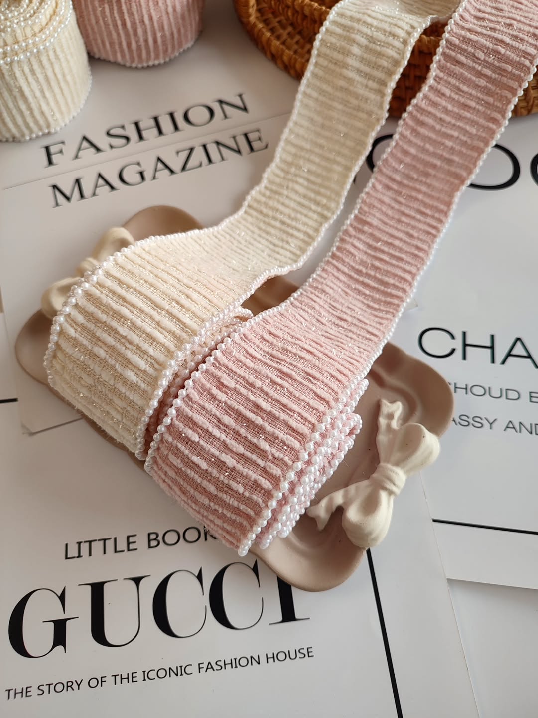 روبان شنل دیواین DIVINE